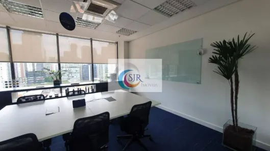Sala Comercial para alugar, 250m² no Vila Nova Conceição, São Paulo
