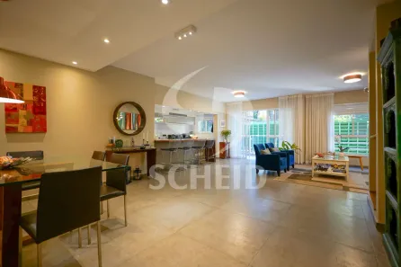 Casa de Condomínio com 4 Quartos à venda, 319m² no Chácara Monte Alegre, São Paulo