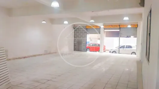 Galpão/Depósito/Armazém para alugar, 250m² no Jardim Floresta, São Paulo