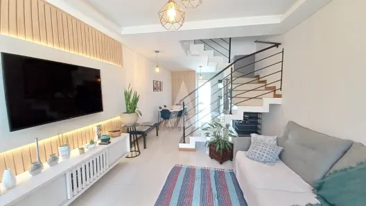 Sobrado com 3 Quartos à venda, 85m² no Saguaçu, Joinville