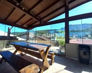 Casa com 4 Quartos para alugar, 220m² no Lagoa da Conceição, Florianópolis