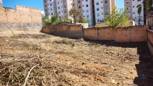 Lote/Terreno à venda, 200m² no Gávea, Vespasiano