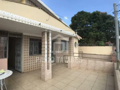 Casa com 3 Quartos à venda, 362m² no Brasiléia, Betim