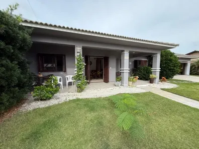 Casa com 4 Quartos à venda, 240m² no , Imbé