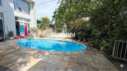 Sobrado com 3 Quartos para alugar, 312m² no Igara, Canoas
