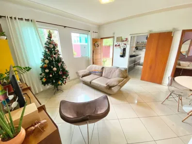 Casa com 3 Quartos à venda, 110m² no Trevo, Belo Horizonte