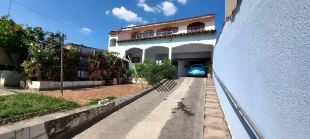 Sobrado com 4 Quartos à venda, 179m² no Jardim São Marcos, Sorocaba