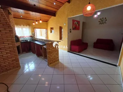 Sobrado com 3 Quartos à venda, 212m² no Parque das Américas, Mauá