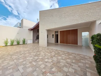 Casa com 3 Quartos à venda, 180m² no Parque Residencial Murayama, Mogi Mirim