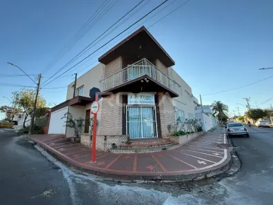 Prédio Comercial com 3 Quartos à venda, 312m² no Vila Monteiro (Gleba I), São Carlos