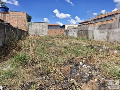 Lote/Terreno à venda, 328m² no Parque Rio das Pedras, Aparecida de Goiânia