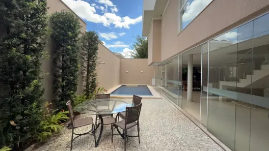 Casa de Condomínio com 4 Quartos à venda, 420m² no Nova Uberlândia, Uberlândia