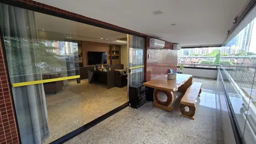 Apartamento com 4 Quartos à venda, 300m² no Umarizal, Belém