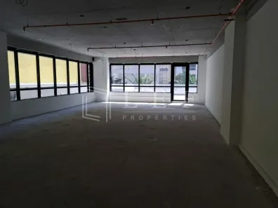 Prédio Comercial para alugar, 242m² no Pinheiros, São Paulo