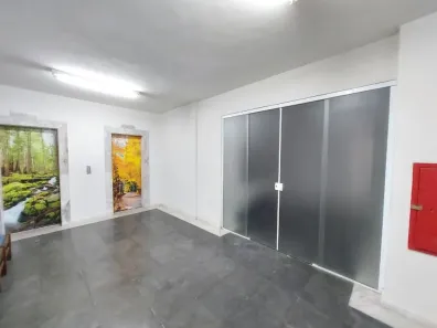 Sala Comercial para alugar, 220m² no Centro, Juiz de Fora