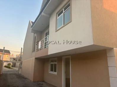 Sobrado com 3 Quartos à venda, 115m² no Uberaba, Curitiba