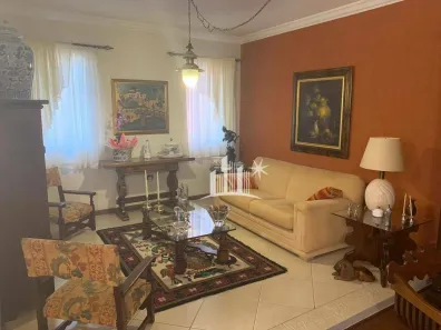 Sobrado com 4 Quartos à venda, 235m² no Vila Guiomar, Santo André