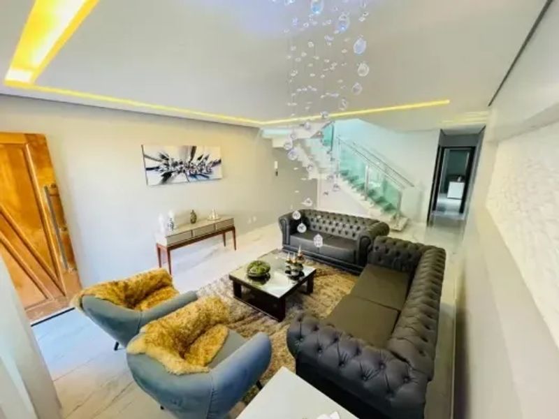 Casa com 3 quartos — Jardim Atlântico, Belo Horizonte