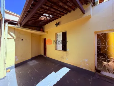 Casa com 3 Quartos para alugar, 80m² no Boa Vista, Belo Horizonte