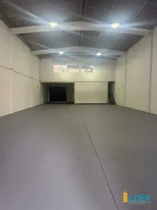 Galpão/Depósito/Armazém para alugar, 300m² no Daniel Fonseca, Uberlândia