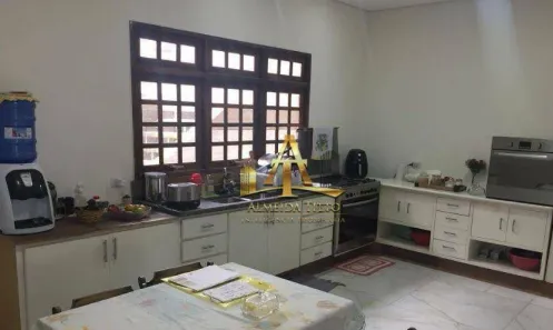Casa com 2 Quartos à venda, 196m² no Vila do Conde, Barueri