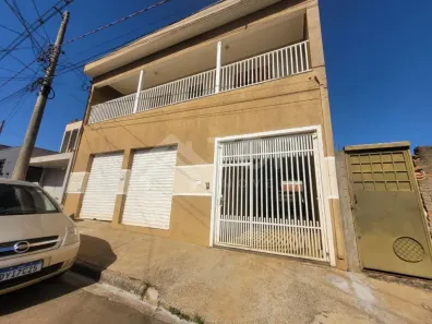 Casa com 3 Quartos para alugar, 250m² no Jardim Embaré, São Carlos