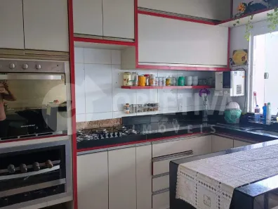 Casa com 3 Quartos à venda, 150m² no Novo Mundo, Uberlândia