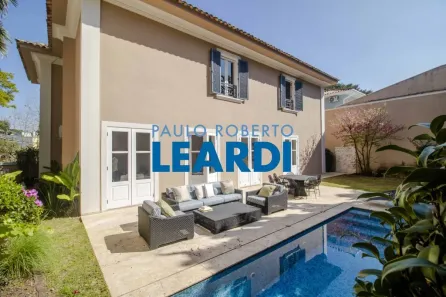 Casa com 4 Quartos à venda, 500m² no Jardim Guedala, São Paulo