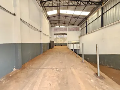 Galpão/Depósito/Armazém para alugar, 477m² no Centro, Ribeirão Preto