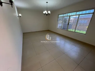 Casa com 4 Quartos para alugar, 262m² no Zona Central, Rio Claro