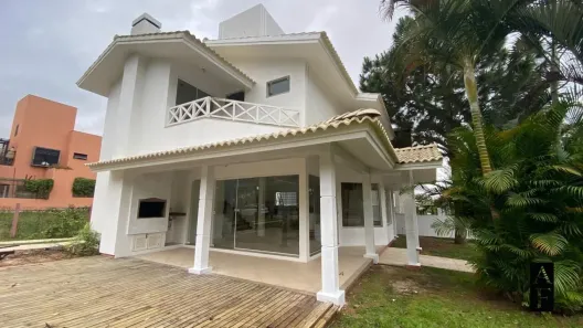 Casa com 3 Quartos à venda, 148m² no Centro, Garopaba