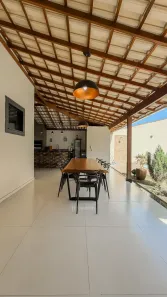 Casa com 5 Quartos à venda, 320m² no Jardim Atlântico, Serra
