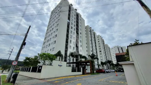 Apartamento com 2 Quartos para alugar, 55m² no Bucarein, Joinville
