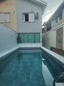 Sobrado com 3 Quartos à venda, 150m² no Aviação, Praia Grande