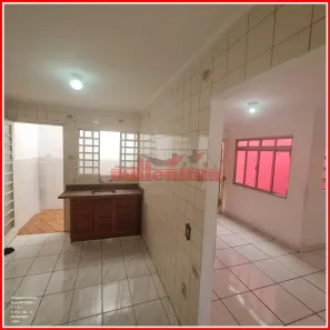 Casa com 1 Quarto para alugar, 35m² no Vila São Geraldo, São Paulo