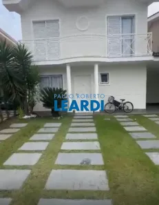 Casa de Condomínio com 3 Quartos à venda, 202m² no Chácaras Copaco, Arujá