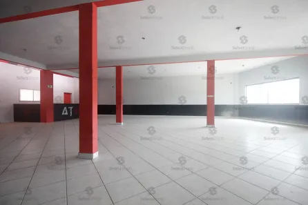 Prédio Comercial à venda, 930m² no Matriz, Mauá