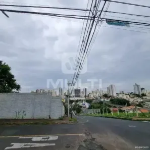 Lote/Terreno com 1 Quarto à venda, 972m² no Vigilato Pereira, Uberlândia