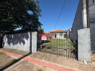 Casa com 2 Quartos à venda, 55m² no Parque Residencial Aeroporto, Maringá
