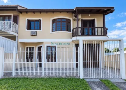 Sobrado com 3 Quartos à venda, 141m² no Centro, Gravataí