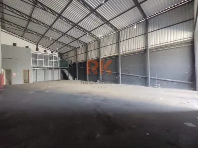 Galpão/Depósito/Armazém para alugar, 470m² no Santa Mônica, Belo Horizonte