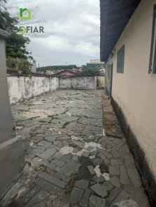 Casa com 2 Quartos para alugar, 200m² no Jardim Montanhês, Belo Horizonte