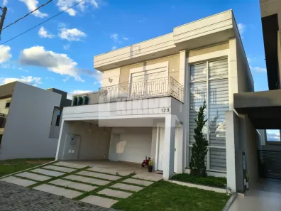 Sobrado com 3 Quartos à venda, 198m² no Cará-cará, Ponta Grossa