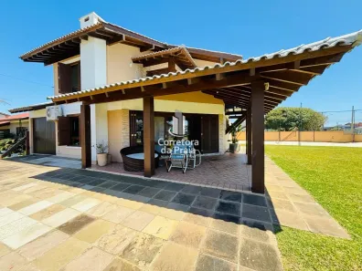 Casa com 4 Quartos à venda, 225m² no Tramandaí, Tramandaí