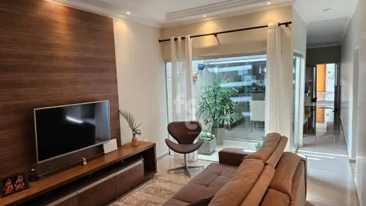 Casa com 3 Quartos à venda, 240m² no Pampulha, Uberlândia