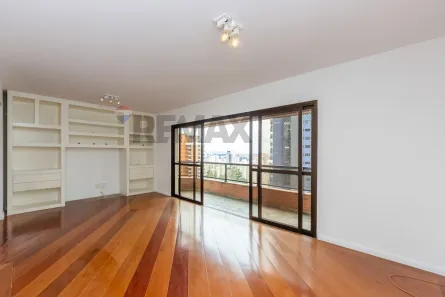 Apartamento com 3 Quartos à venda, 213m² no Vila Suzana, São Paulo