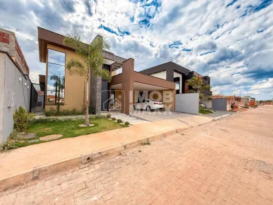 Casa de Condomínio com 3 Quartos à venda, 230m² no Setor Habitacional Vicente Pires, Brasília