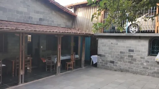 Casa com 3 Quartos à venda, 352m² no Novo Glória, Belo Horizonte