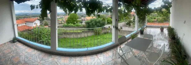 Sobrado com 3 Quartos à venda, 234m² no Jardim Terras de São João, Jacareí