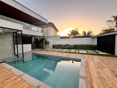 Casa com 4 Quartos à venda, 323m² no Barra da Tijuca, Rio de Janeiro